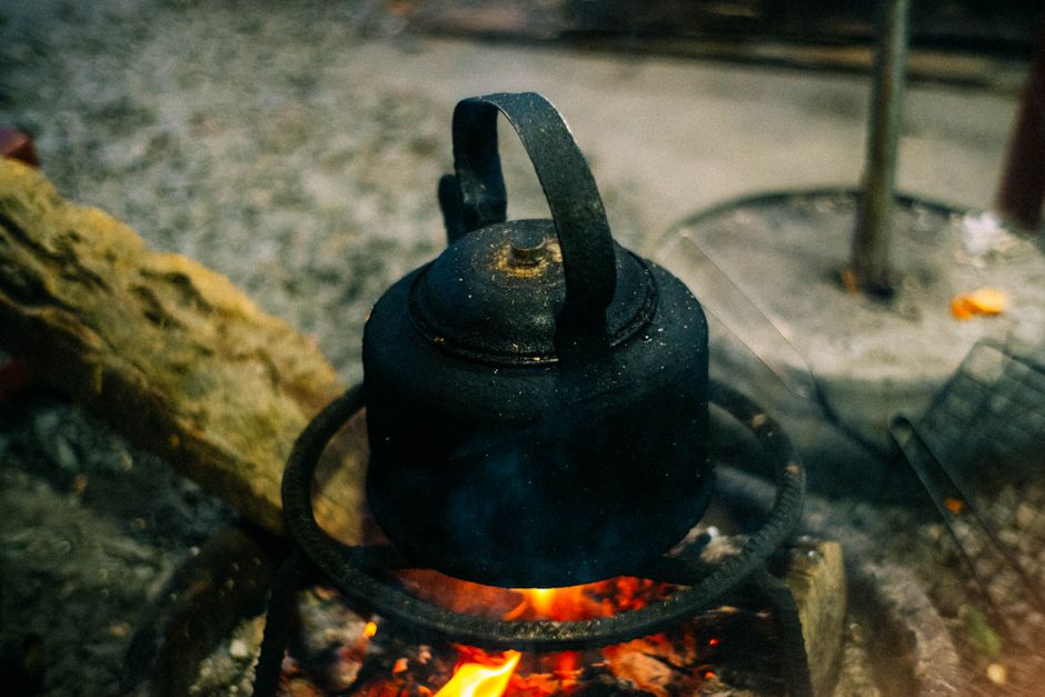 A Realistic Routine for Backcountry Camp Kitchen & Dehydrated Meals That Fits a Busy Life