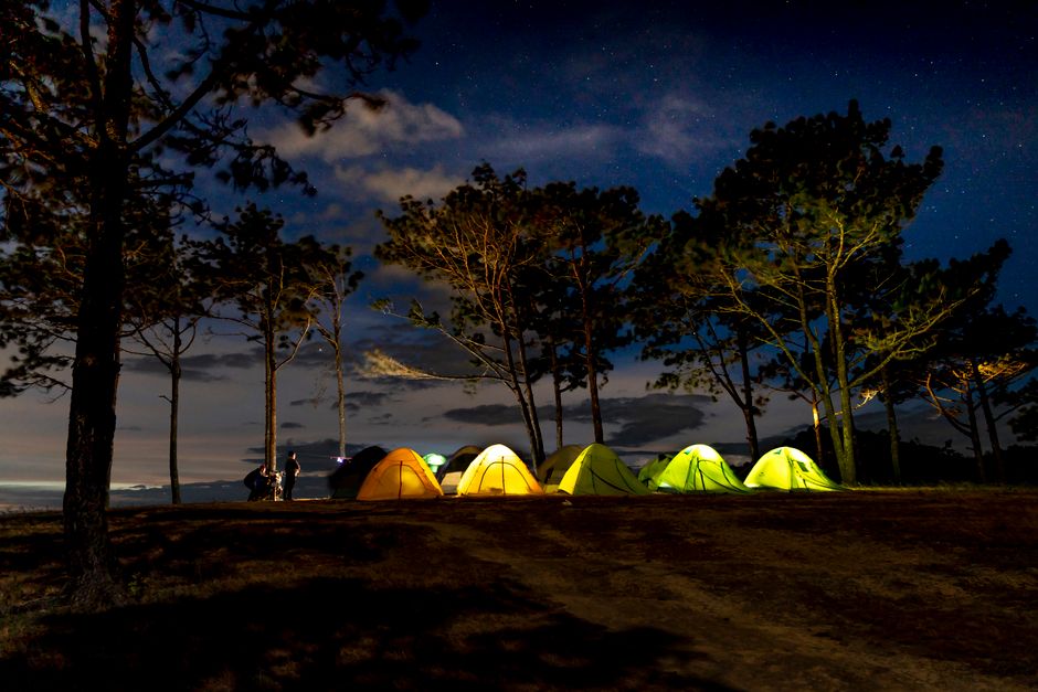 A Realistic Routine for Shelters, Tarps & Three-Season Tents That Fits a Busy Life
